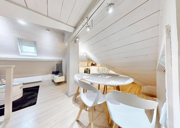 K2 Annecy Rent Lodge Duplex De Deux Chambres Doubles Entierement Renove
